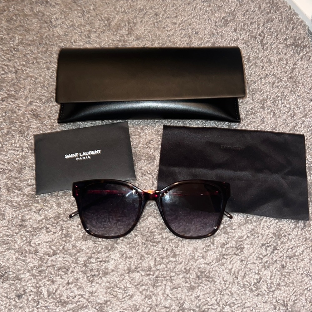 💯 Auth Saint Laurent sunglasses